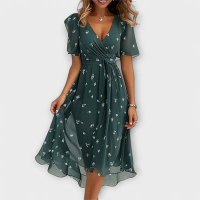 Charlotte | Timeless V-Neck Midi Dress